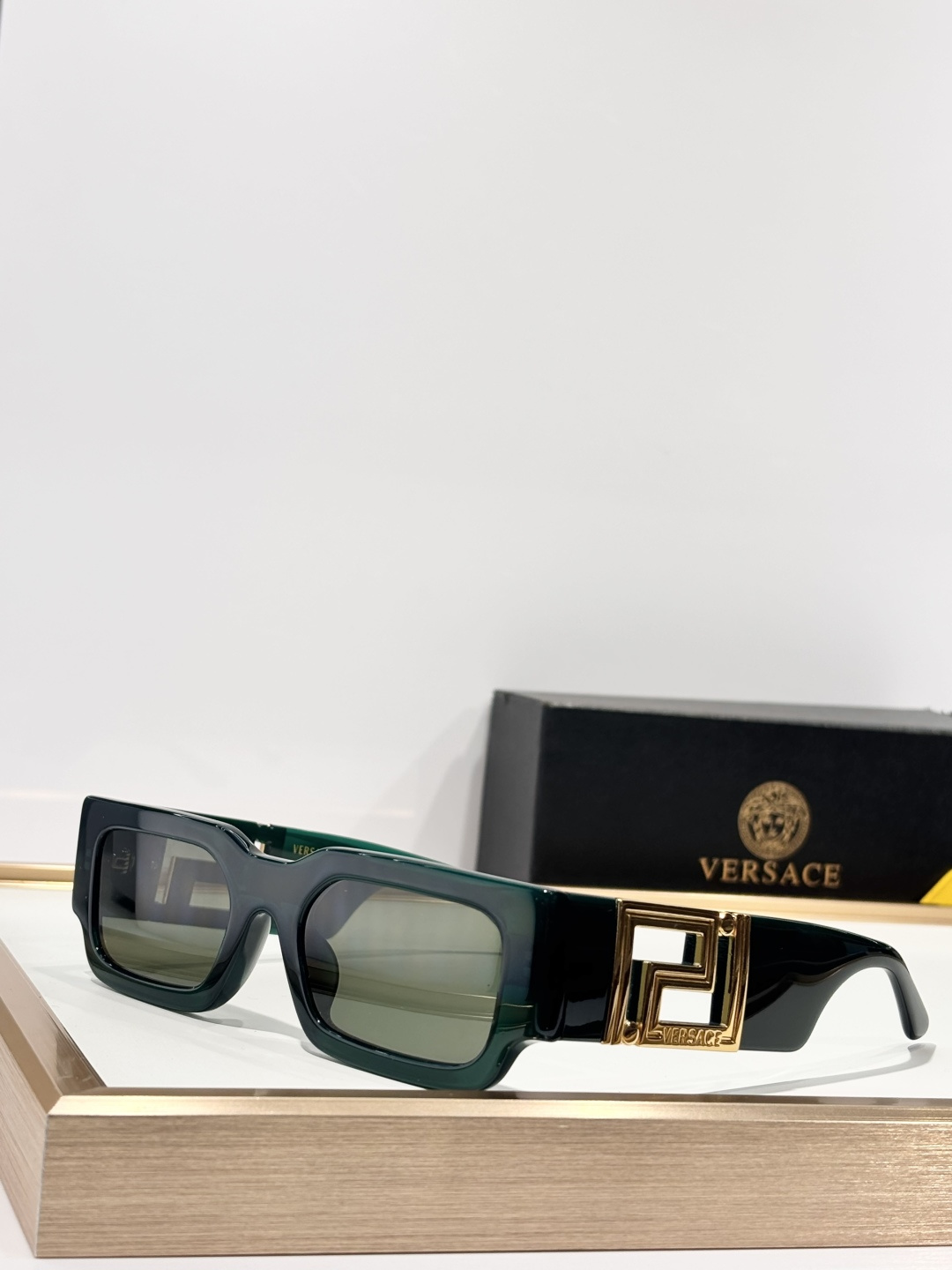 VERSAC*MODEL：MOD.4506USIZE：54口21 140