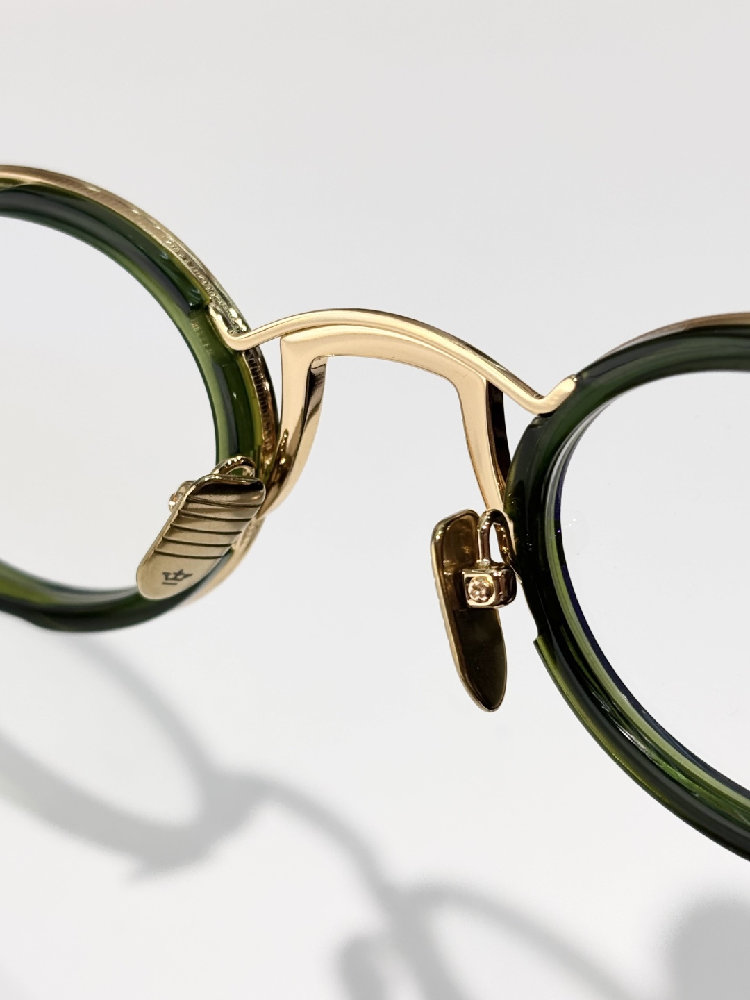 Jacques Marie MageMODEL： VARDASIZE：44口27-146