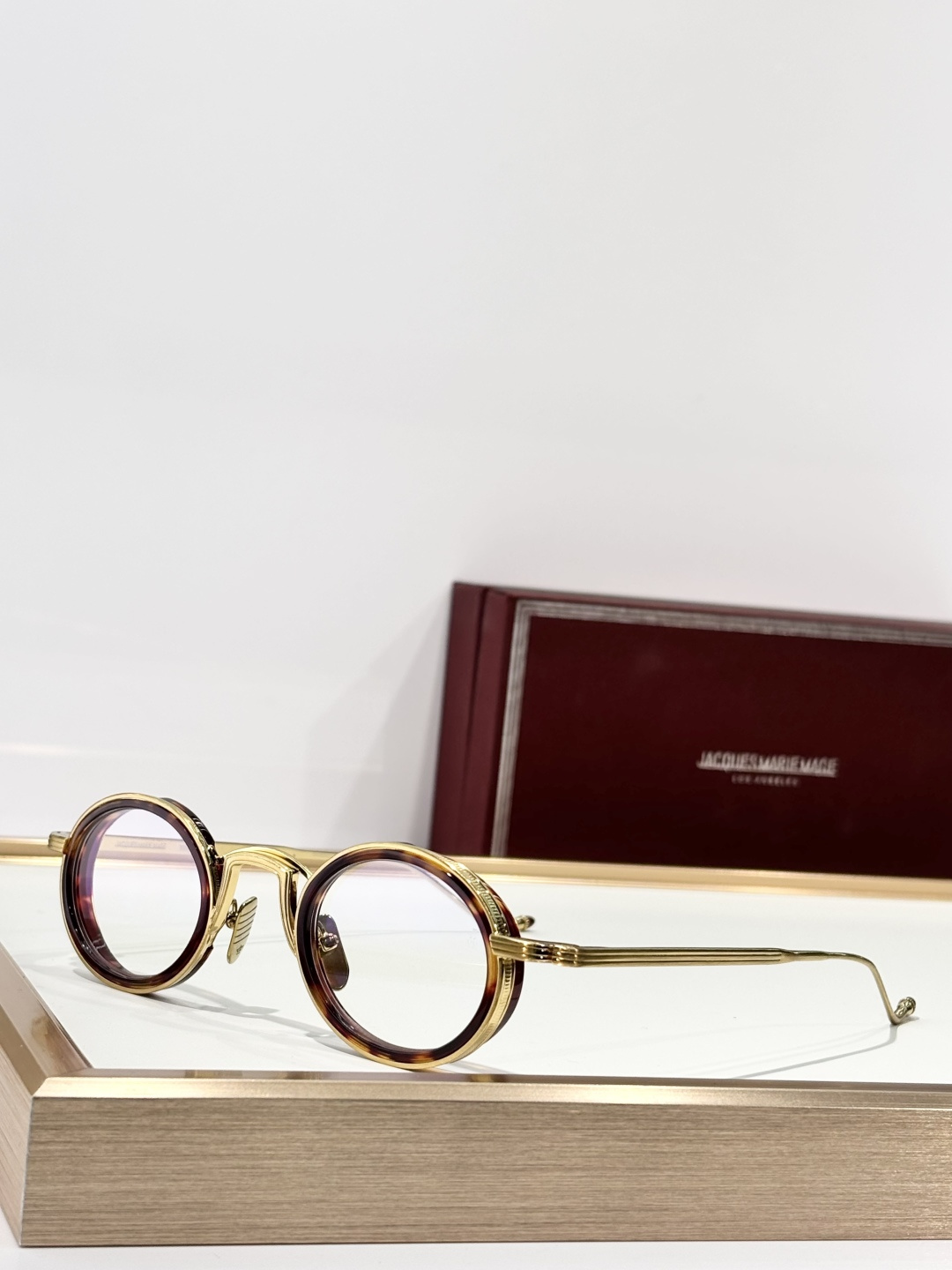 Jacques Marie MageMODEL： VARDASIZE：44口27-146