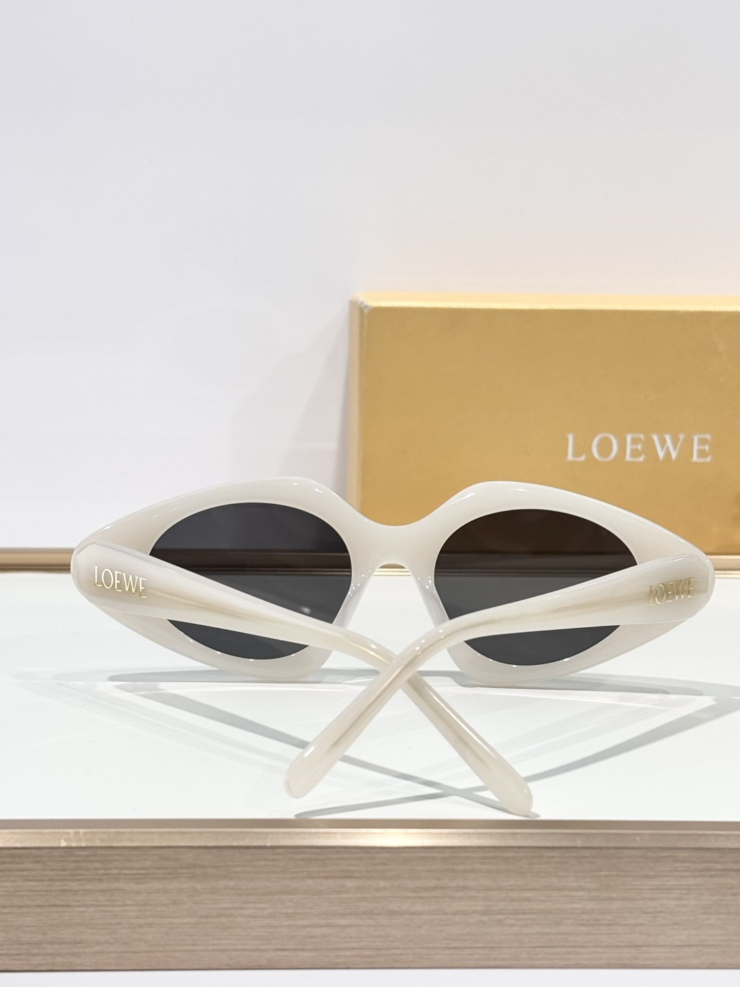 LoeweMODEL：LW40147ISIZE：51口19-145