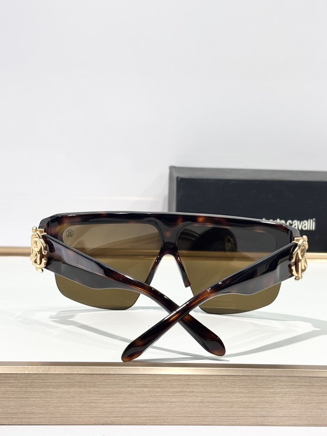 Roberto Cavalie*MODEL：SRC037MSIZE：136口0-125