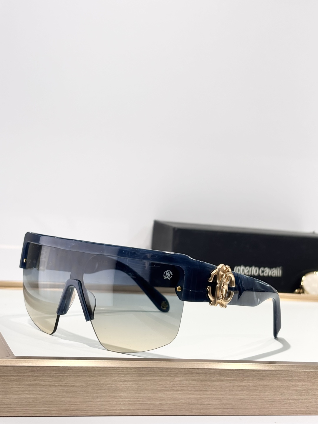 Roberto Cavalie*MODEL：SRC037MSIZE：136口0-125