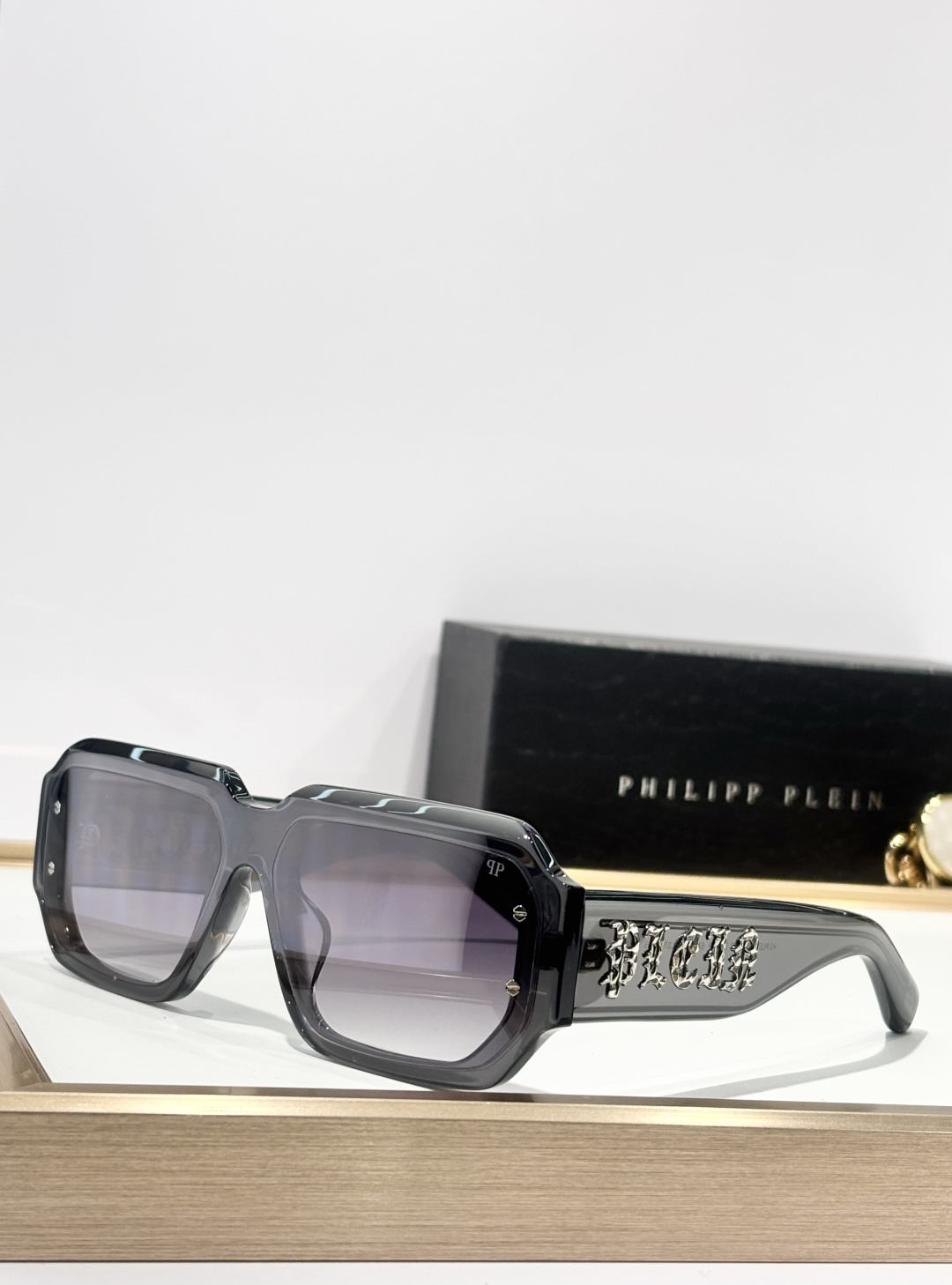 PHILIPP PLEINMODEL:150SIZE:62口15-145