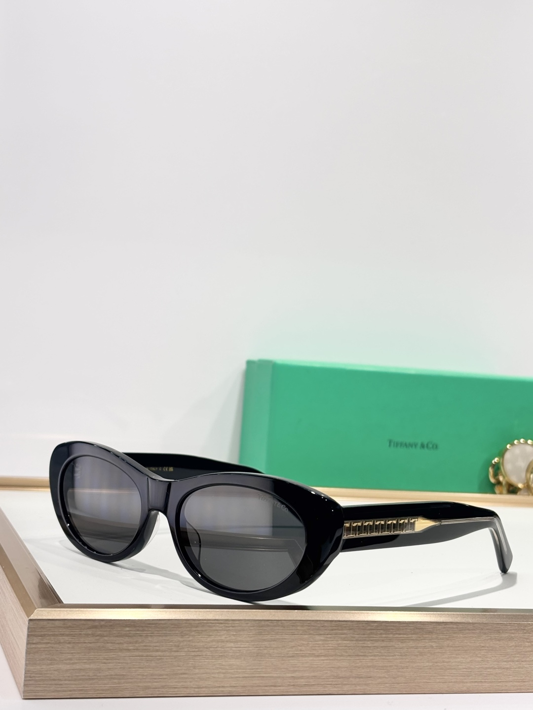 TIFFANY&Co.MODEL：TF4236USIZE：56口18-143