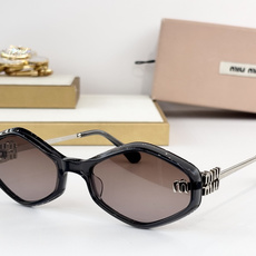 MIU MI* MOD:MU 156AV Size:59口21 143 MIU MI* MOD:MU 156AV Size:59口21 143