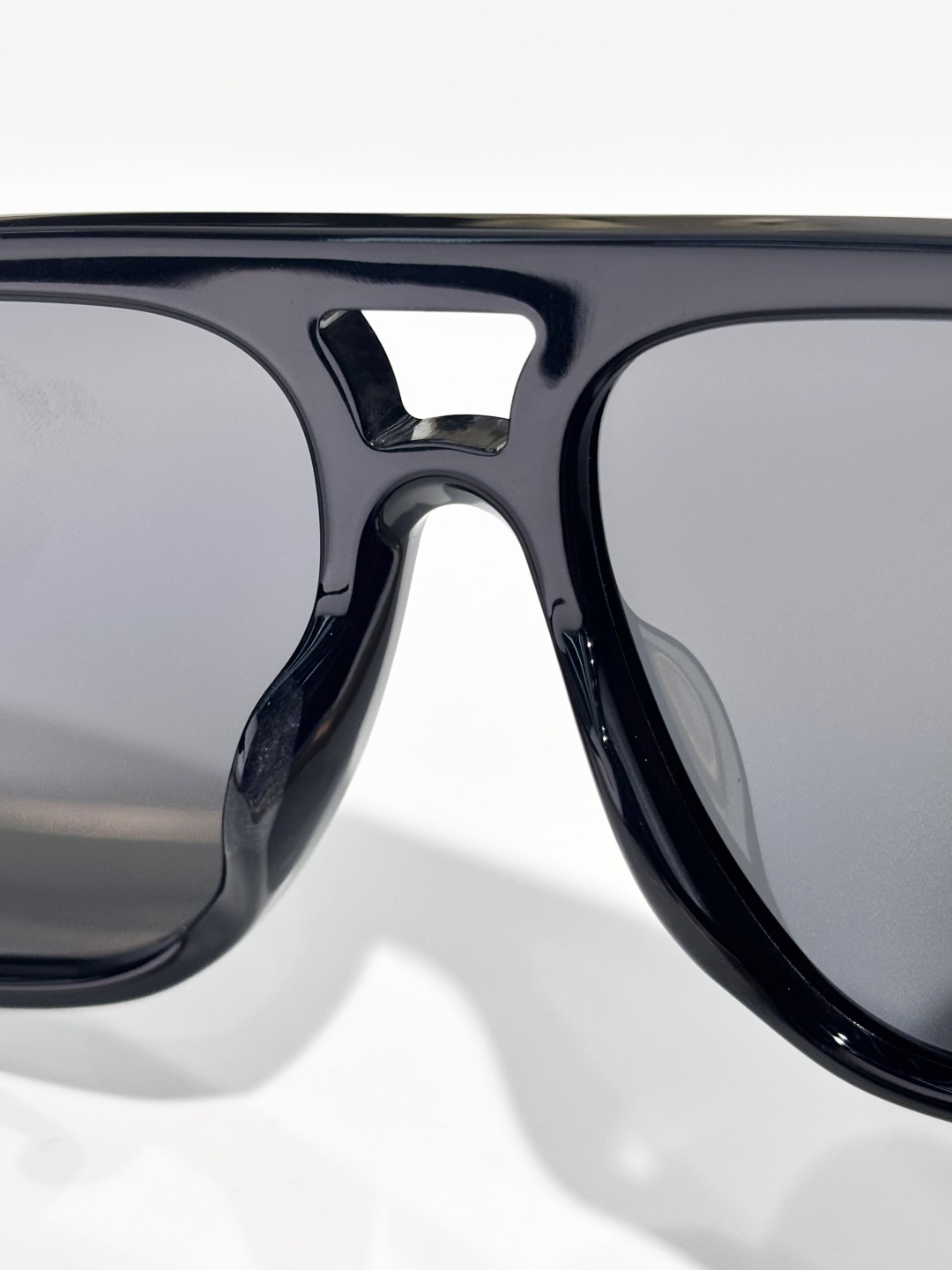 DOLCE & GABBAN* MODEL：DG4506 SIZE:56口17-145 