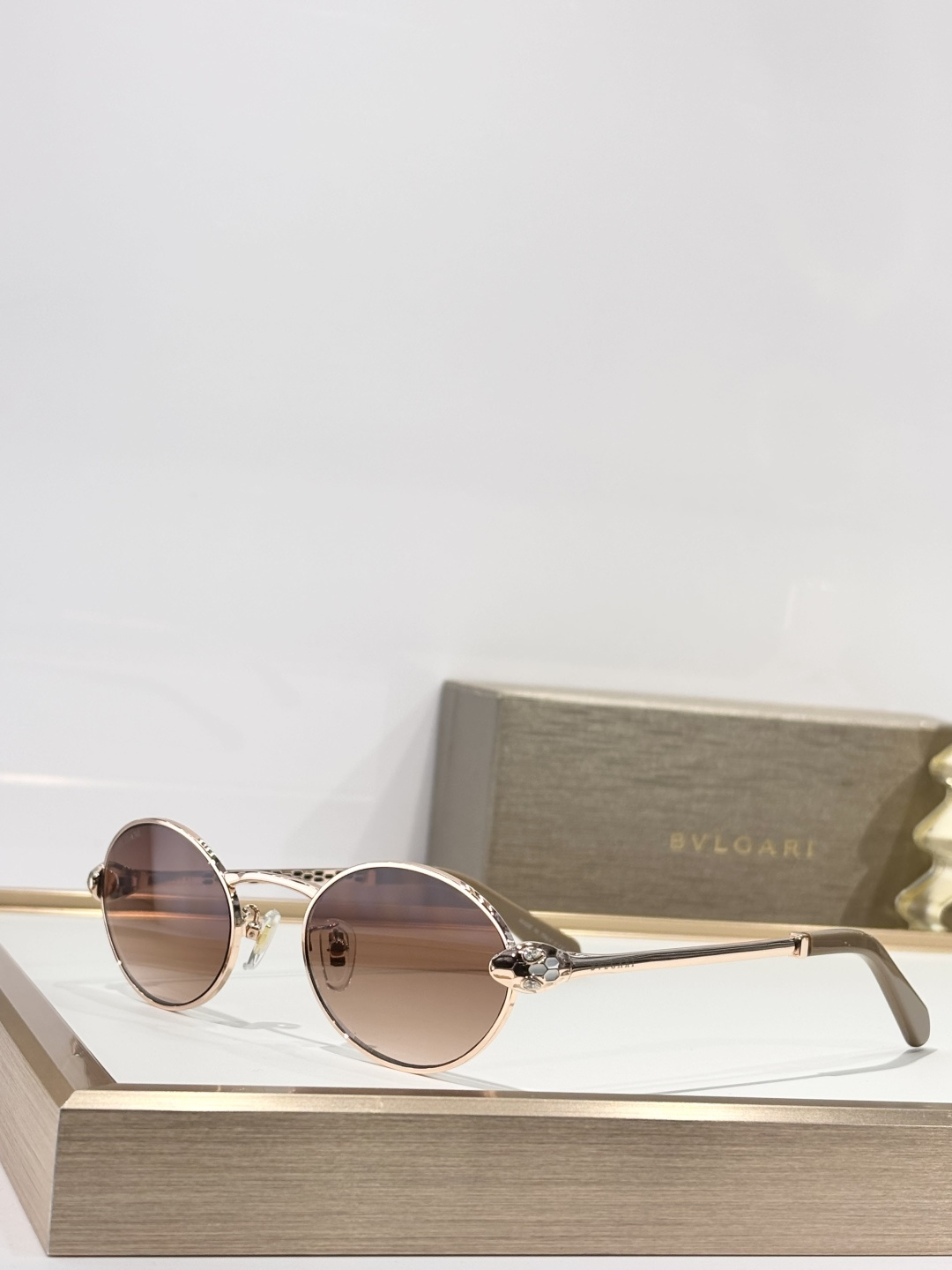 BVLGAR*MODEL：BV6188SIZE：54口22-140