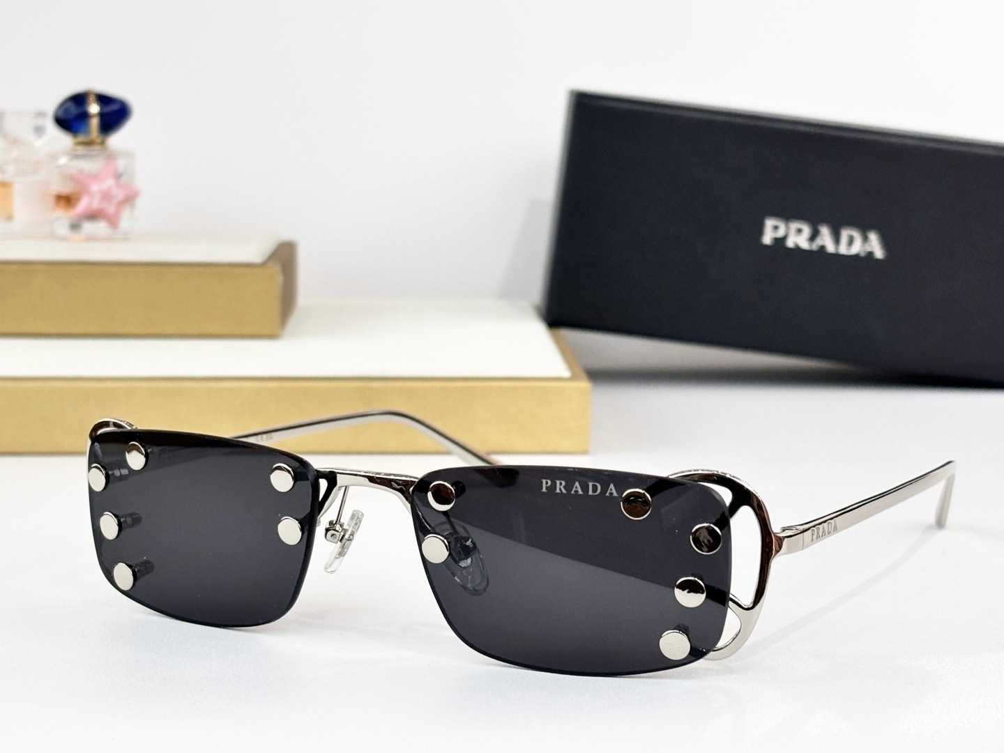 PRAD*MODEL: PR 1888SSIZE：55口18-145