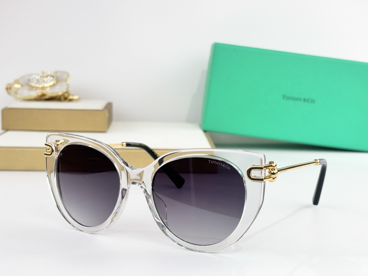 TIFFANY&Co.MODEL：TF4232SIZE：52口19-140