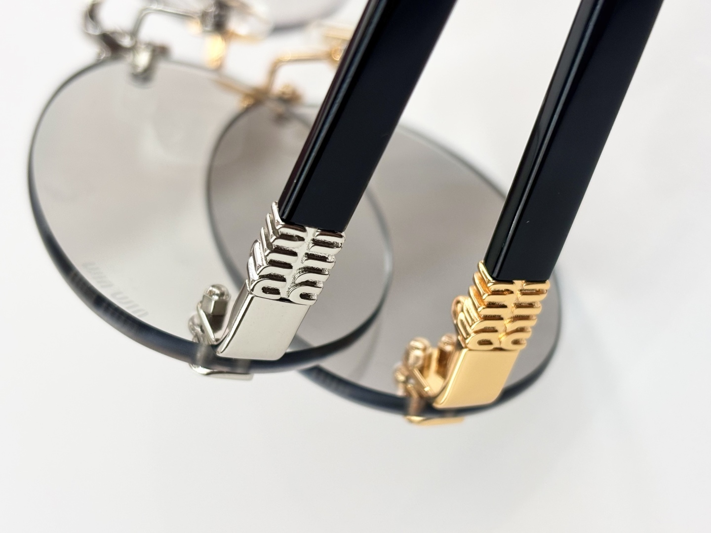 MIU MI*MODEL：MU 162AVSIZE：60口19-143