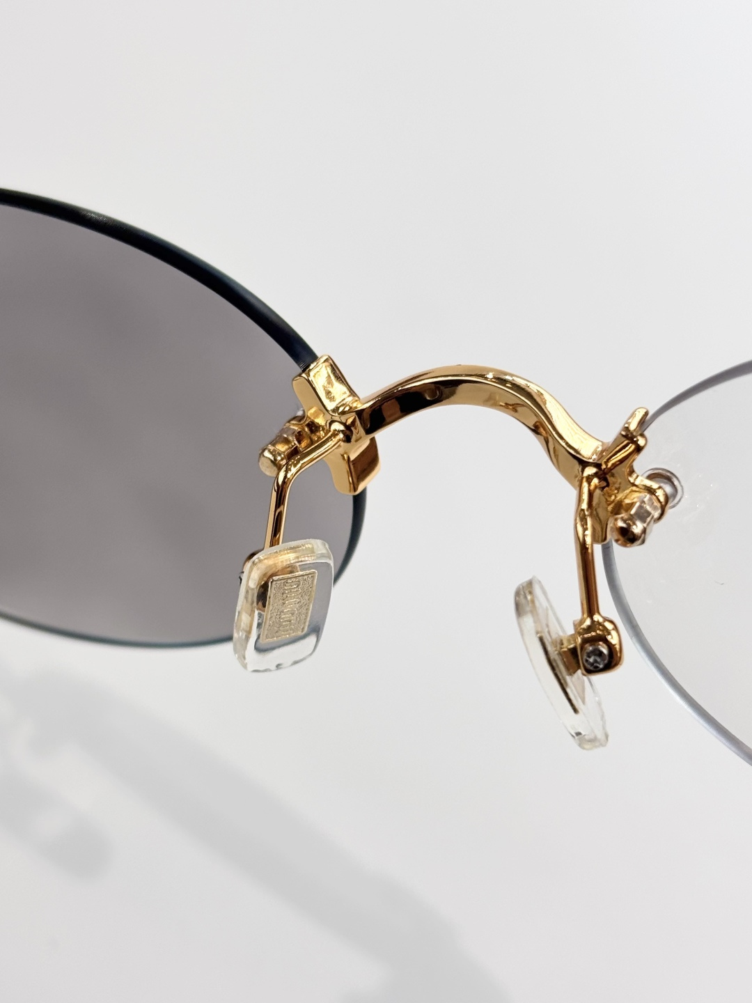 MIU MI*MODEL：MU 162AVSIZE：60口19-143