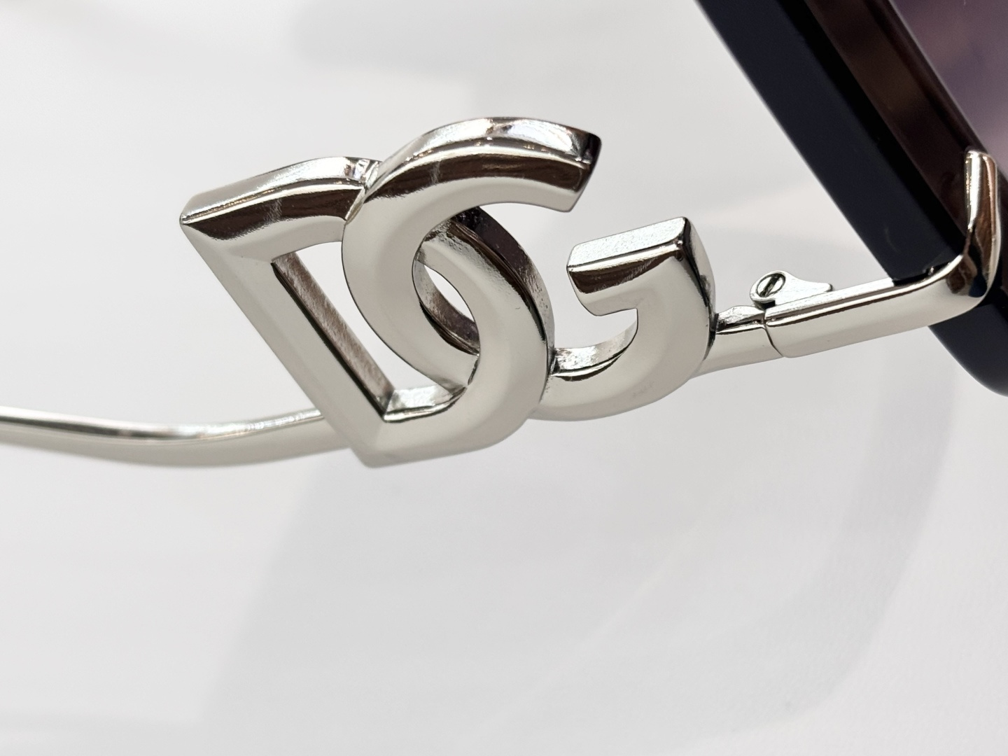 DOLCE & GABBAN*MODEL：DG6750SIZE：52口19-143