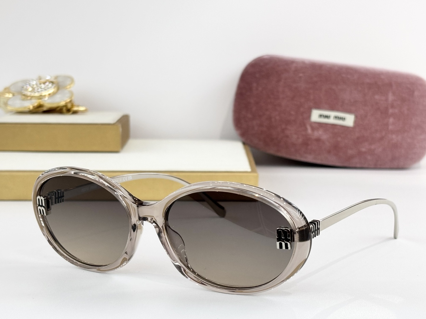 MIU MI*MODEL：MU 1895L SIZE：61口18-145