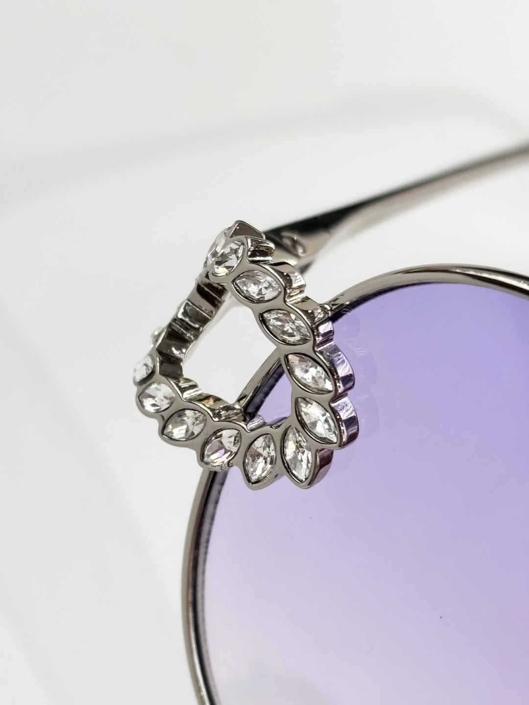 ChoPar*肖邦MODEL：VCH2010SIZE：56口18 142