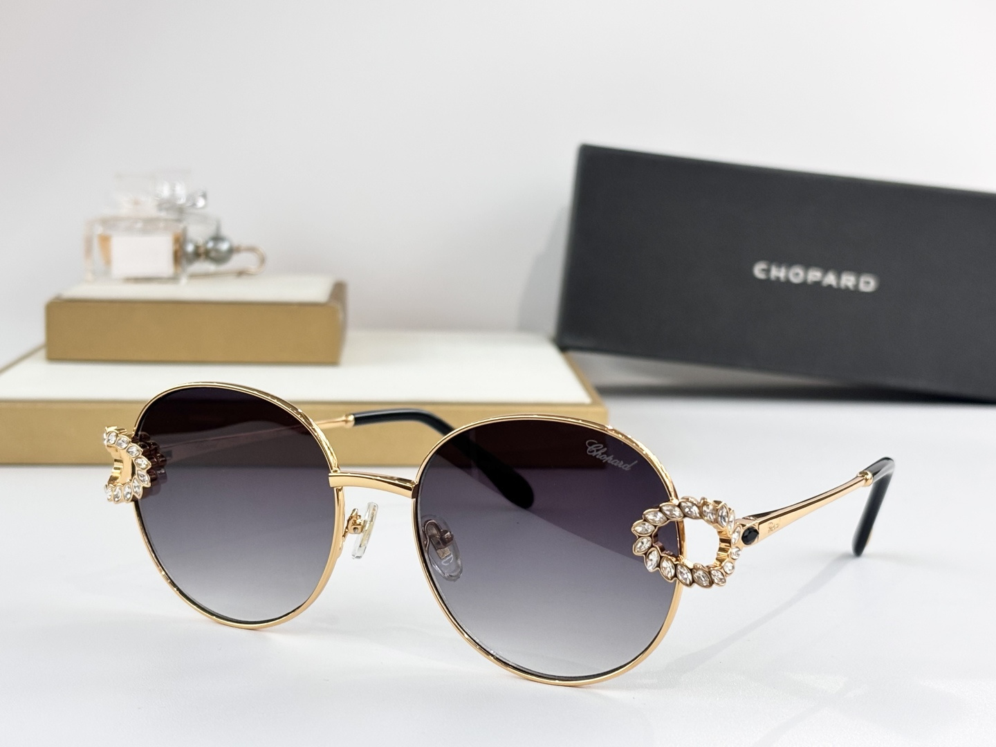 ChoPar*肖邦MODEL：VCH2010SIZE：56口18 142