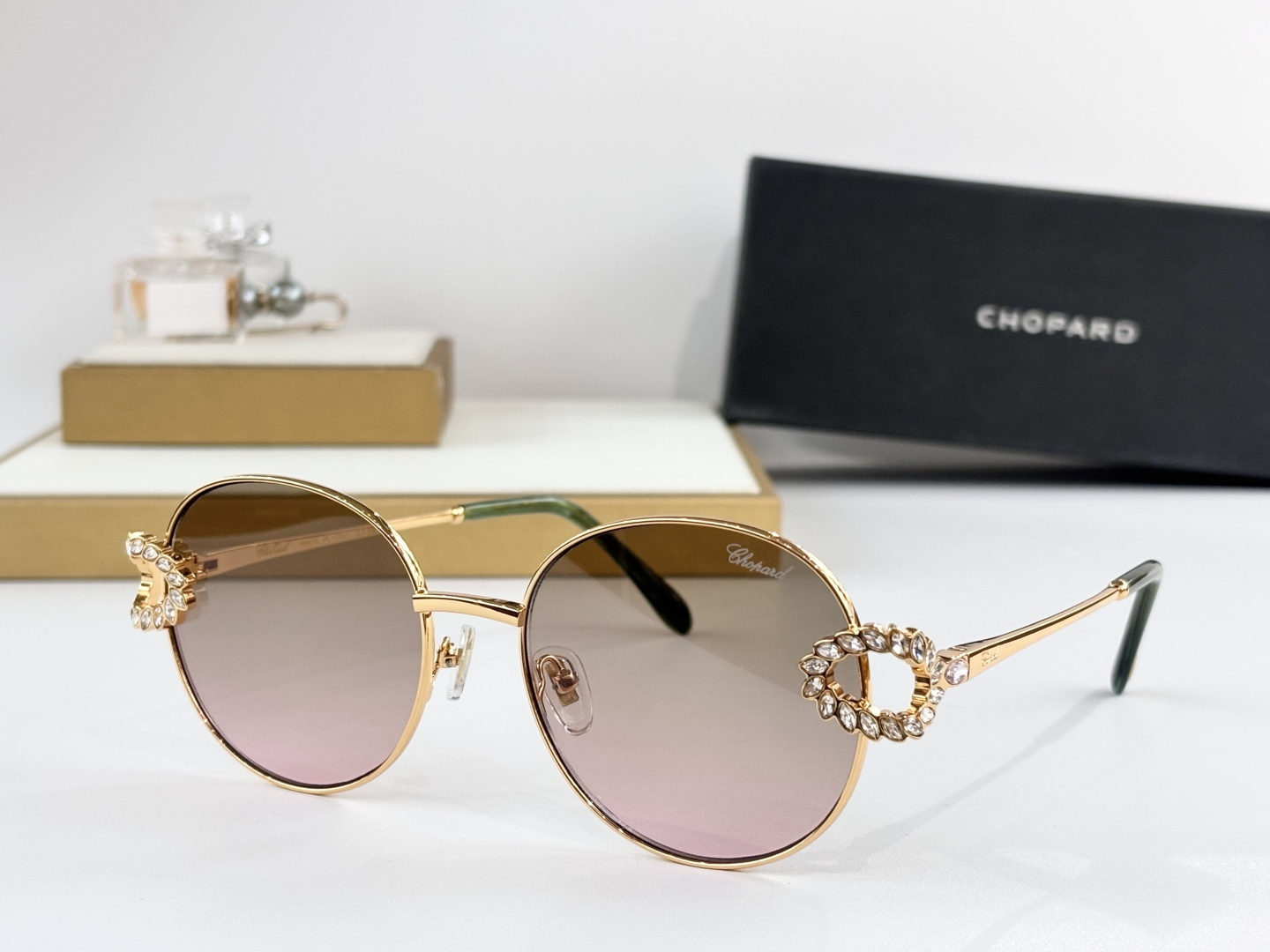 ChoPar*肖邦MODEL：VCH2010SIZE：56口18 142