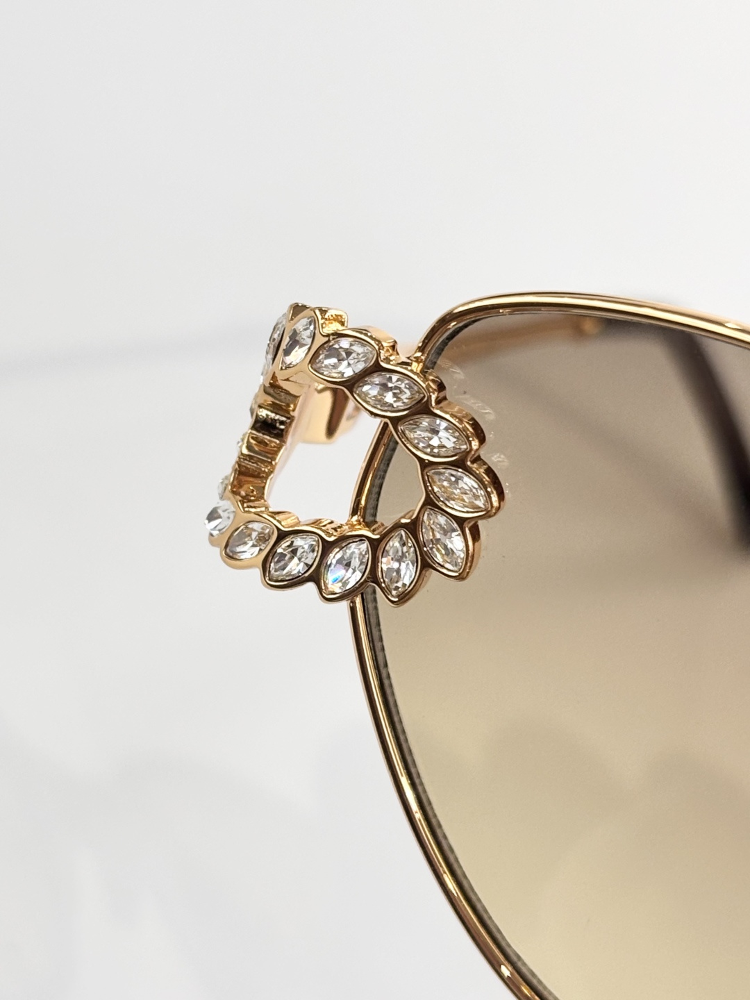 ChoPar*肖邦MODEL：VCH2009SIZE：56口17 142