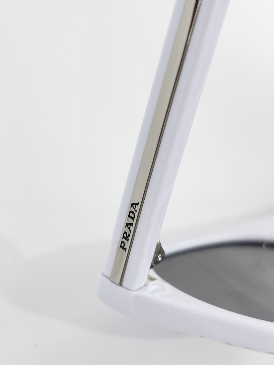 PRAD*MOS：SPR B15Size：51口21 145