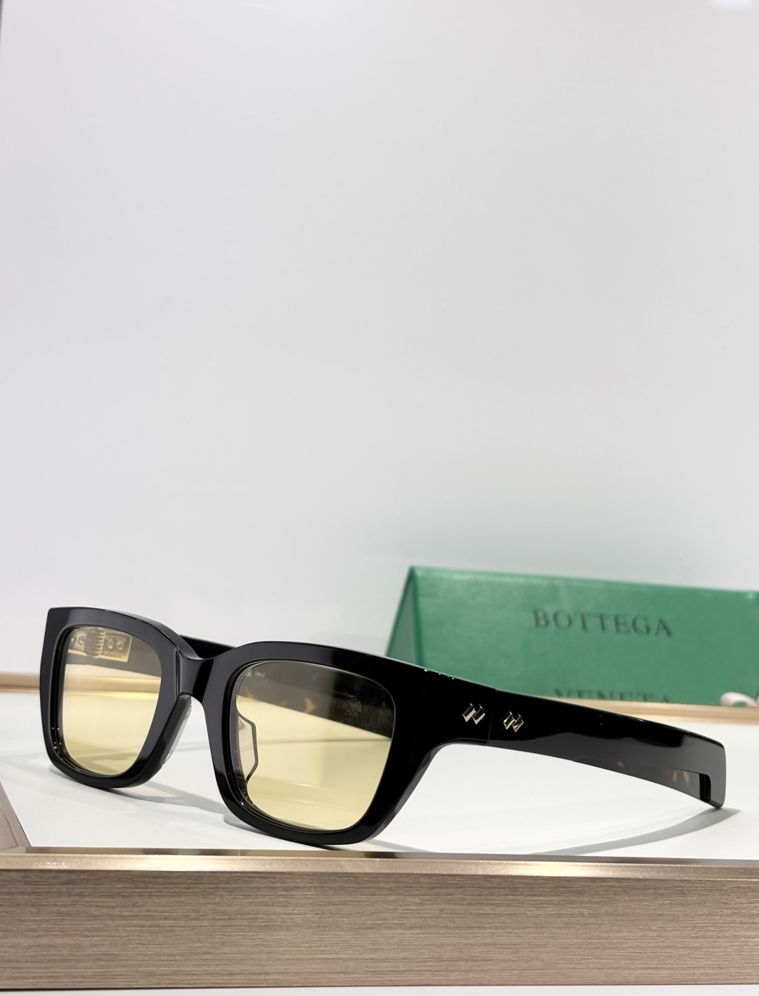 BOTTEGA VENET* MODEL：BV1393S SIZE：50口22-130