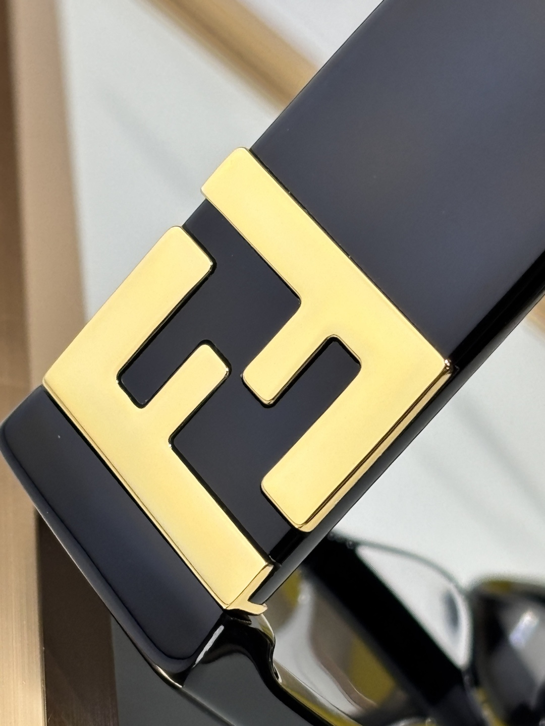 FEND*MOD：FOL139VSize：56口19-140