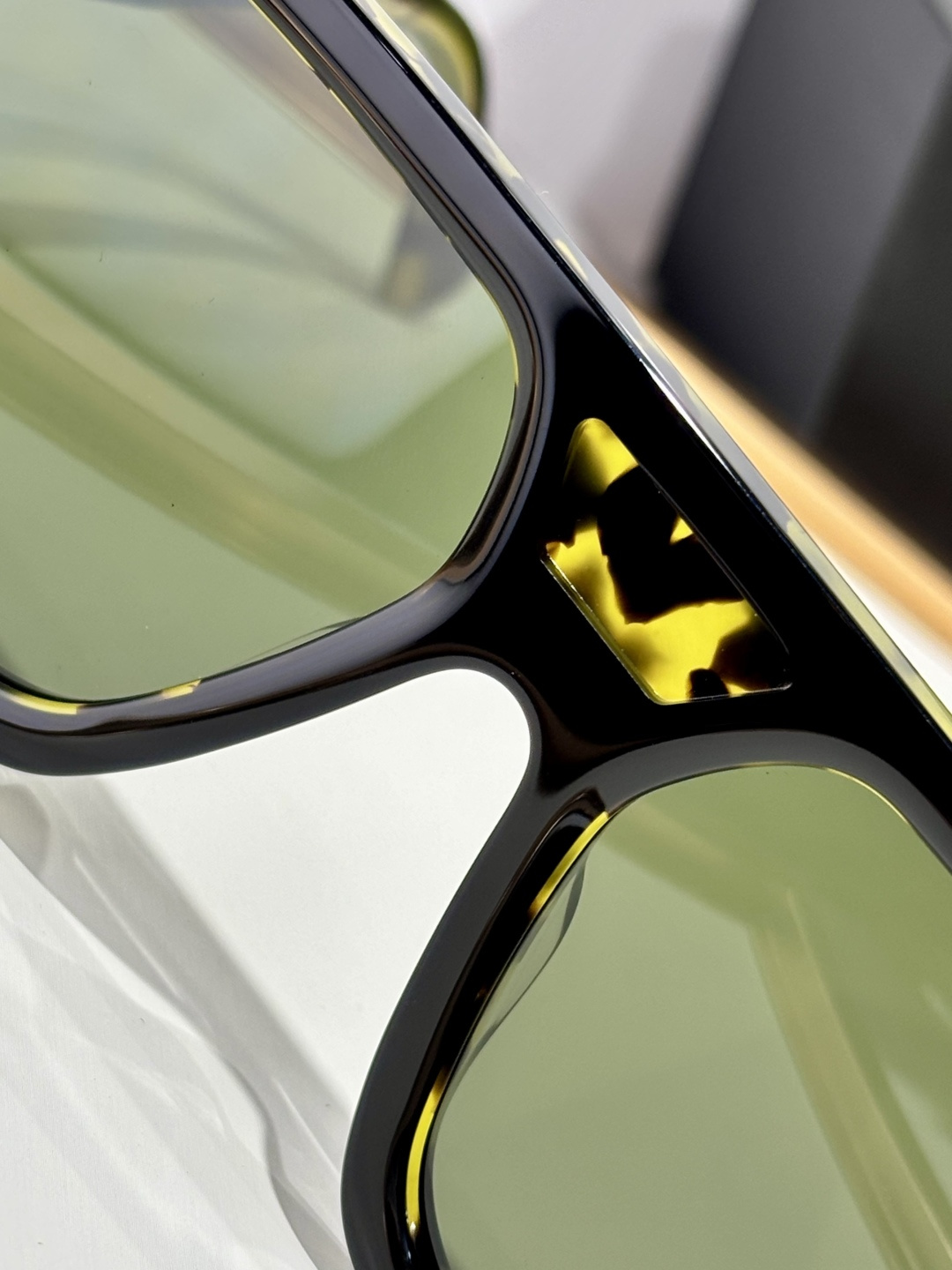 DOLCE & GABBAN*MODEL：DG4516SIZE:55口18-145