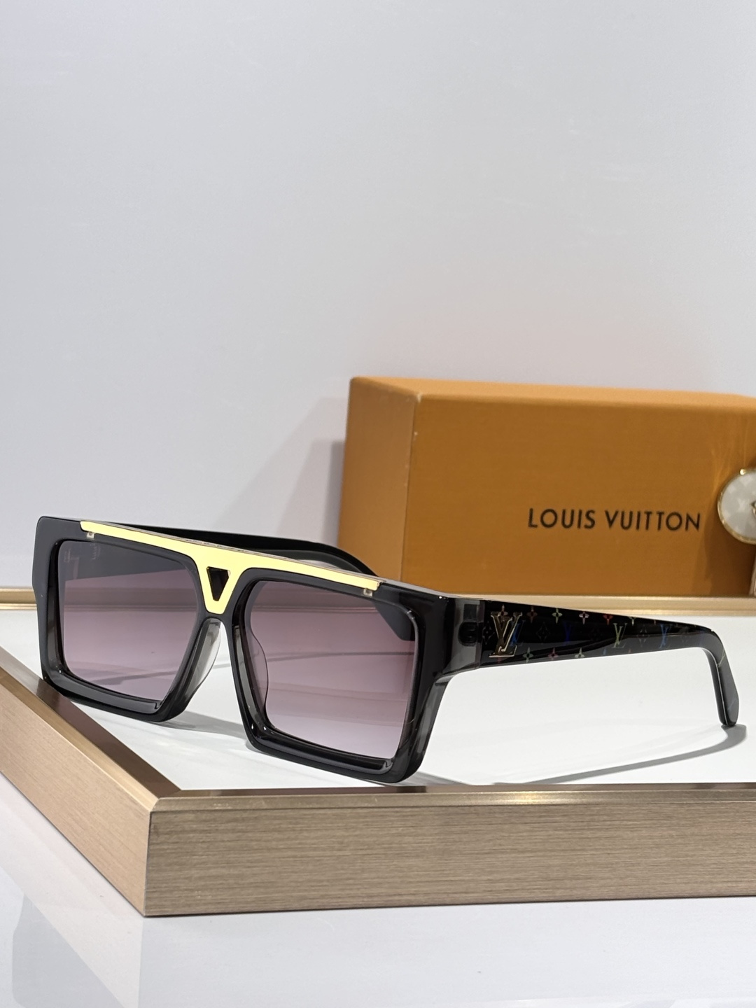 Oversized LouisMod:Z2058USIZE:60-13-145