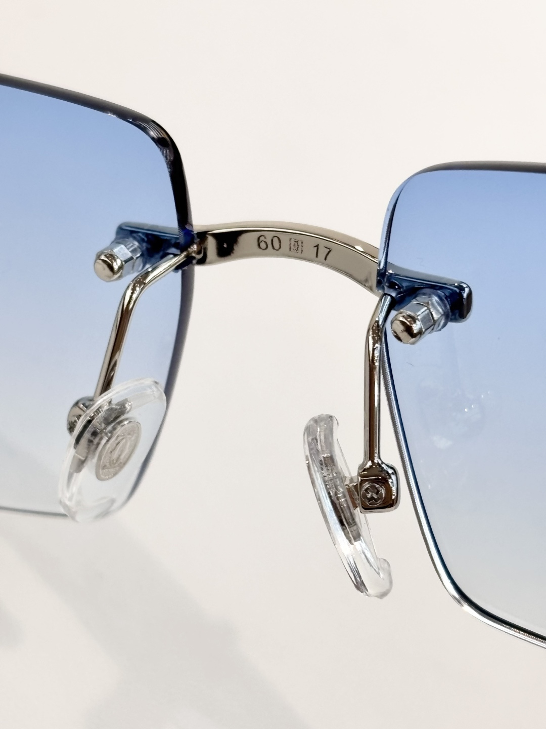 Cartie*MODEL：CT02038SIZE：60口17-135