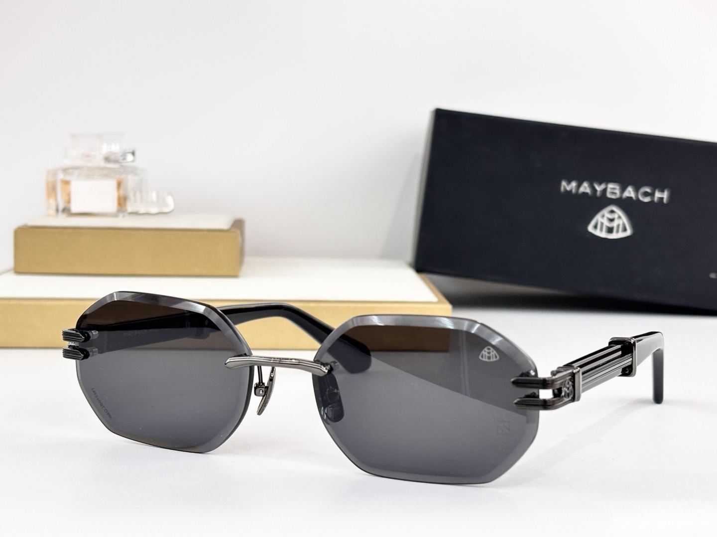 MAYBACHMODEL:Z163SIZE：60口18-145