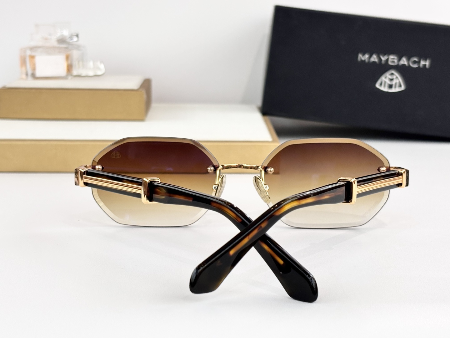 MAYBACHMODEL:Z163SIZE：60口18-145