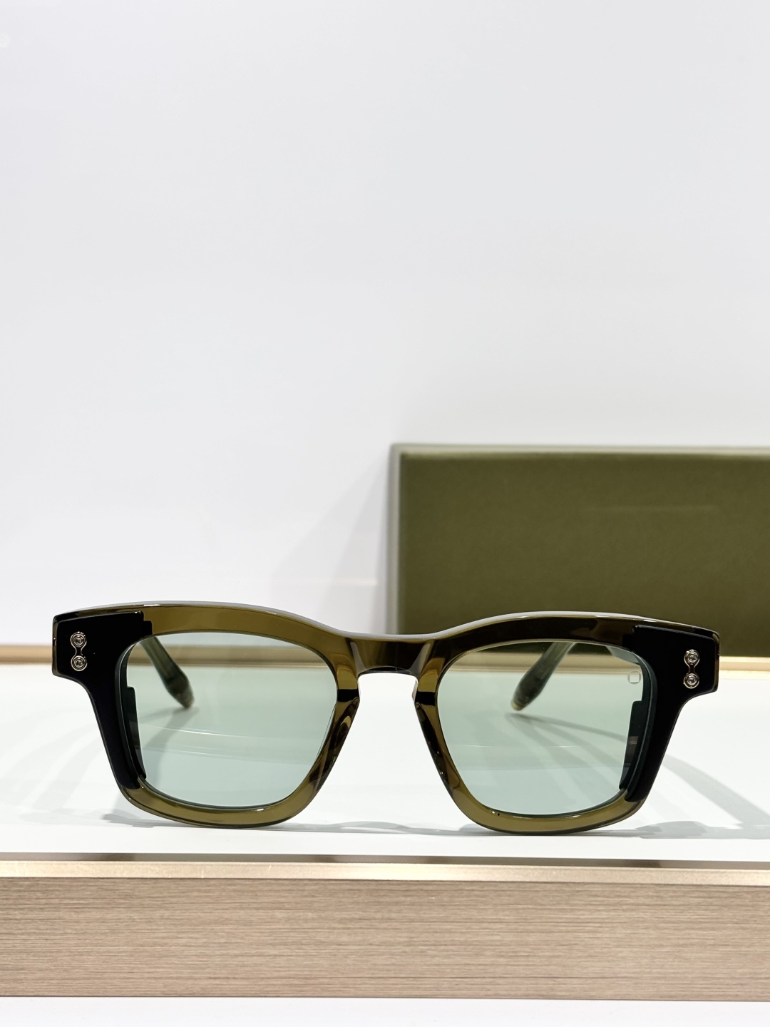 AKON*MOD：AKS-104ESize：52口21-148