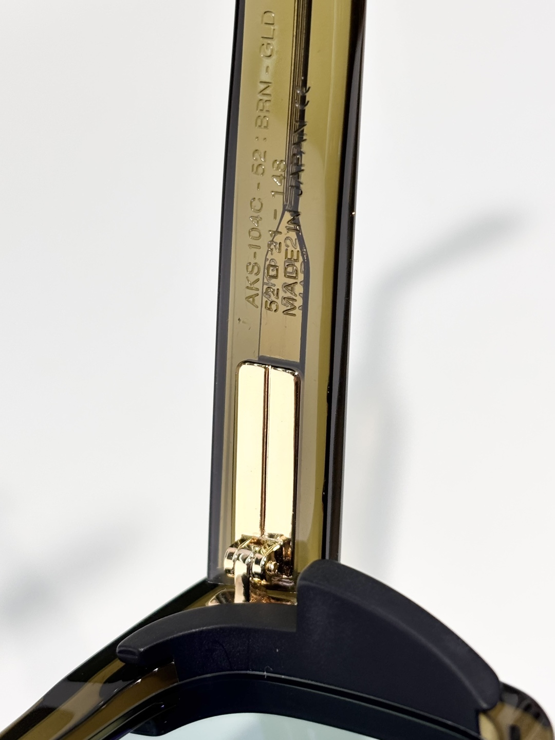 AKON*MOD：AKS-104ESize：52口21-148