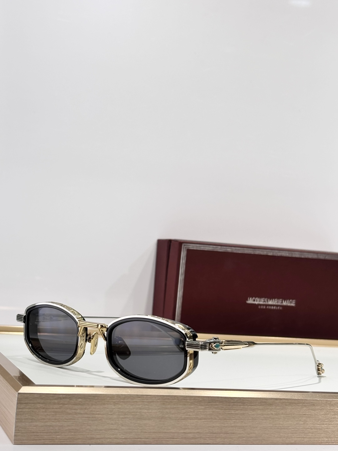 JACQUES MARIE MAGE～MODEL：HARDINSIZE:53口21-146