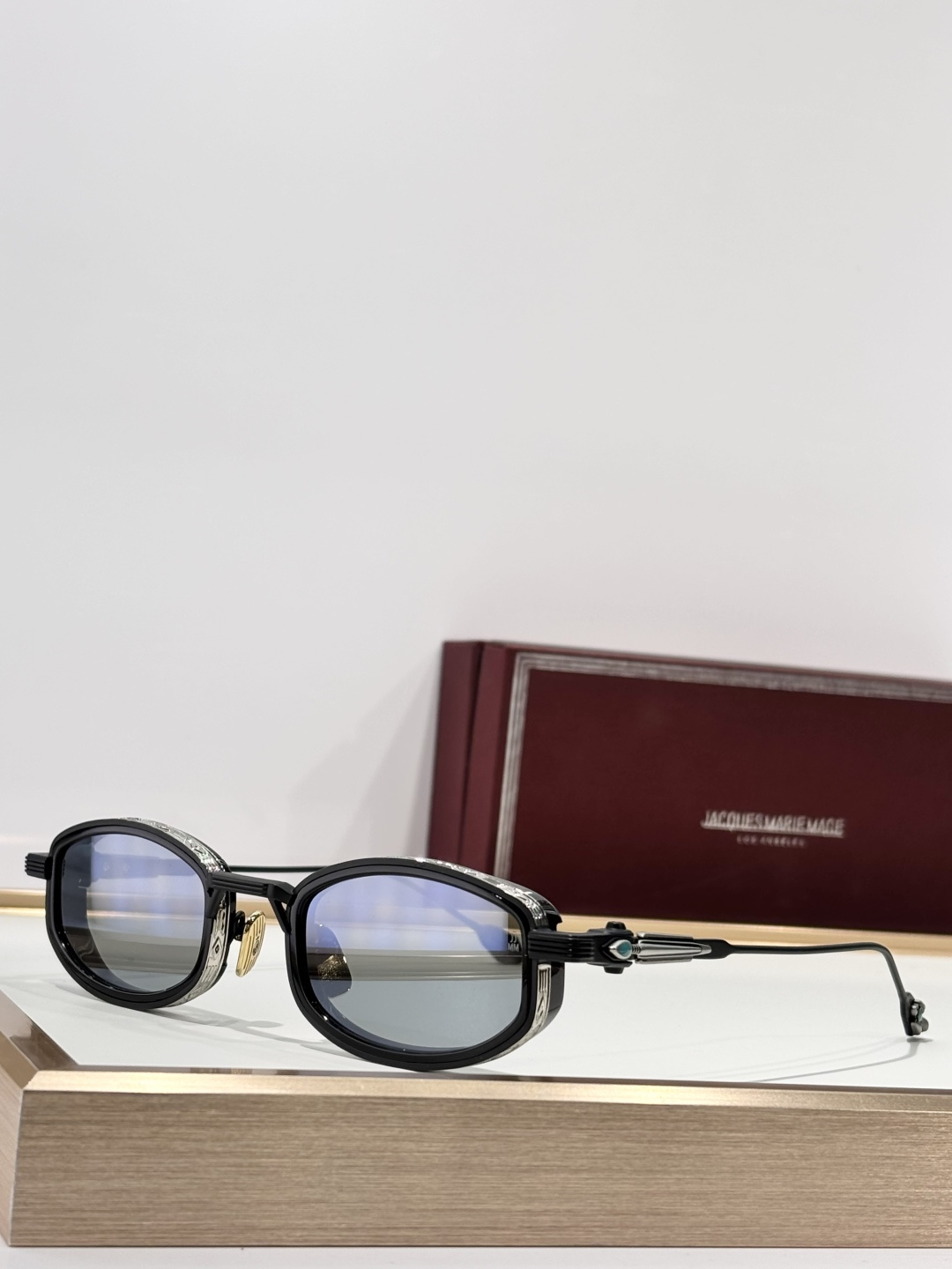 JACQUES MARIE MAGE～MODEL：HARDINSIZE:53口21-146