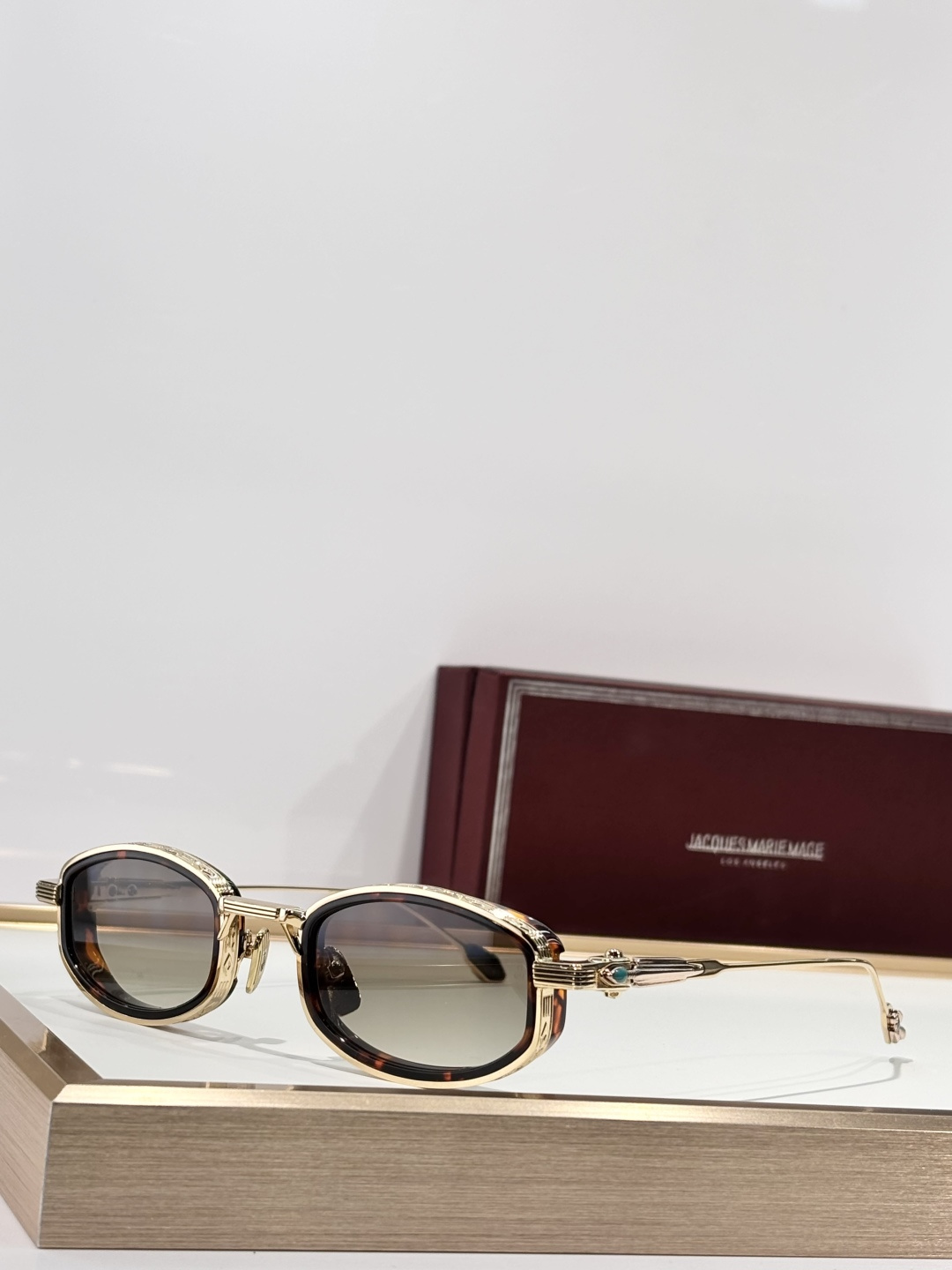 JACQUES MARIE MAGE～MODEL：HARDINSIZE:53口21-146