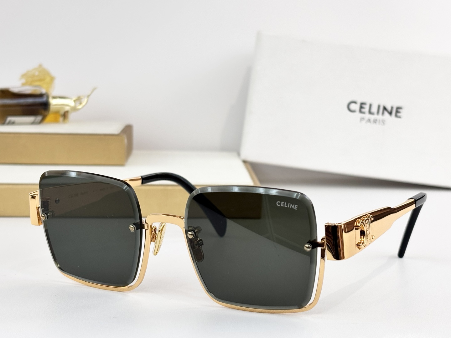 𝘾𝙀𝙇𝙄𝙉𝙀 MOD：CL42133U Size：53口21 145