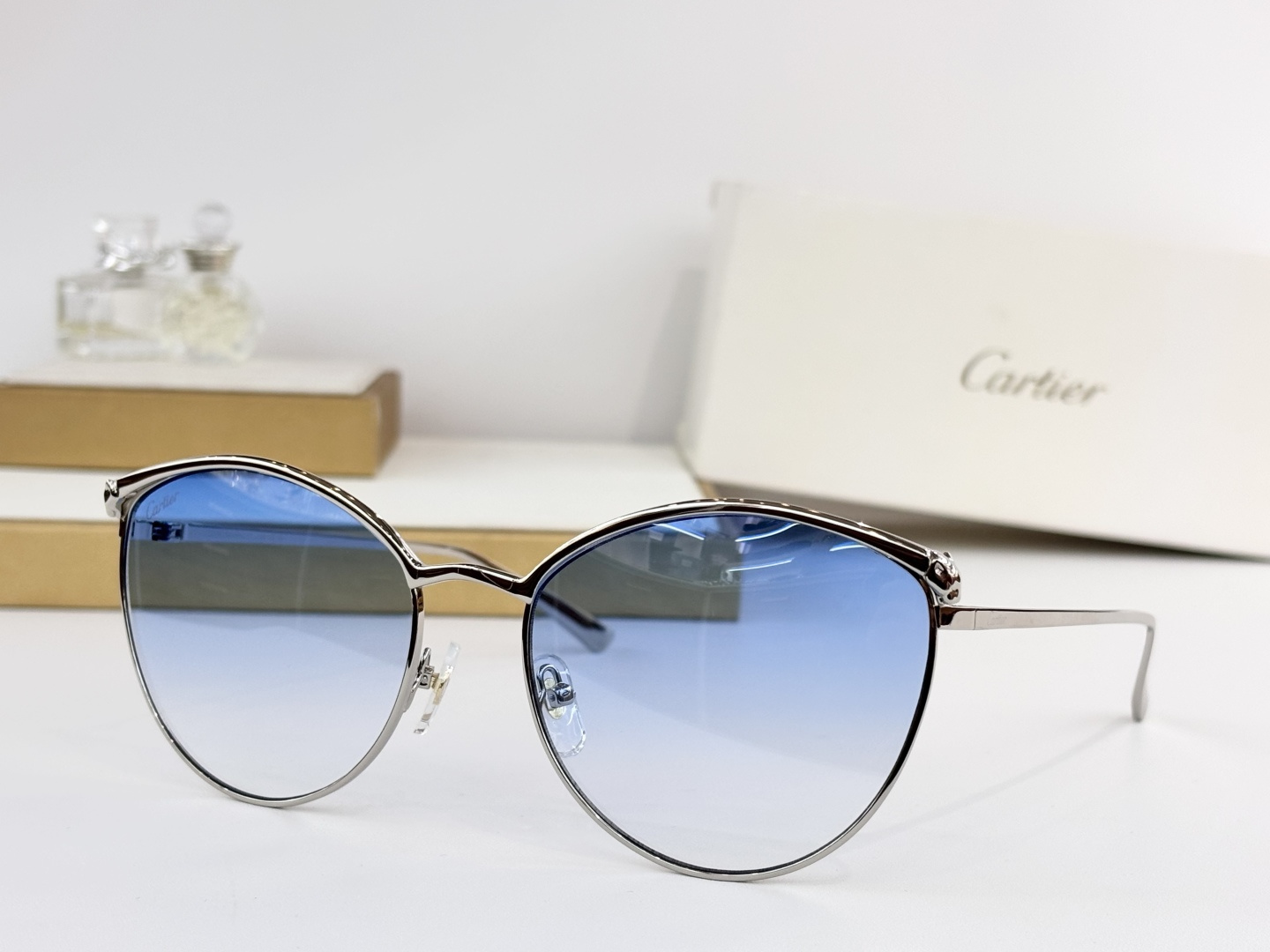 Cartie*MODEL：CT0597SASIZE: 55口20-142