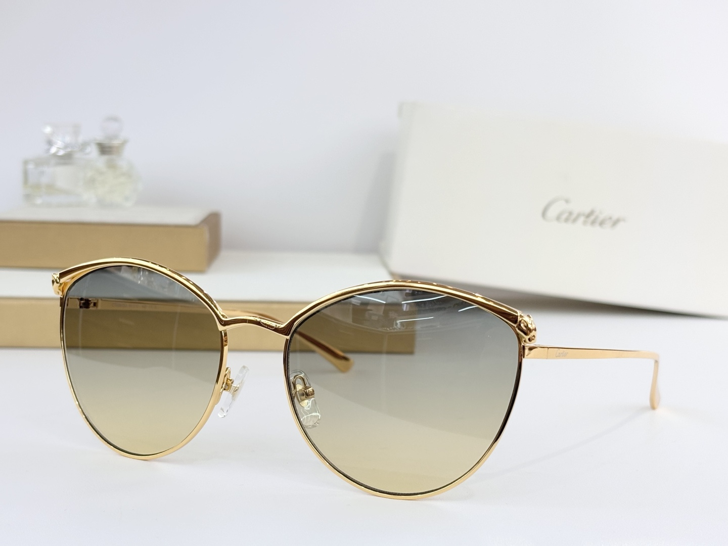 Cartie*MODEL：CT0597SASIZE: 55口20-142