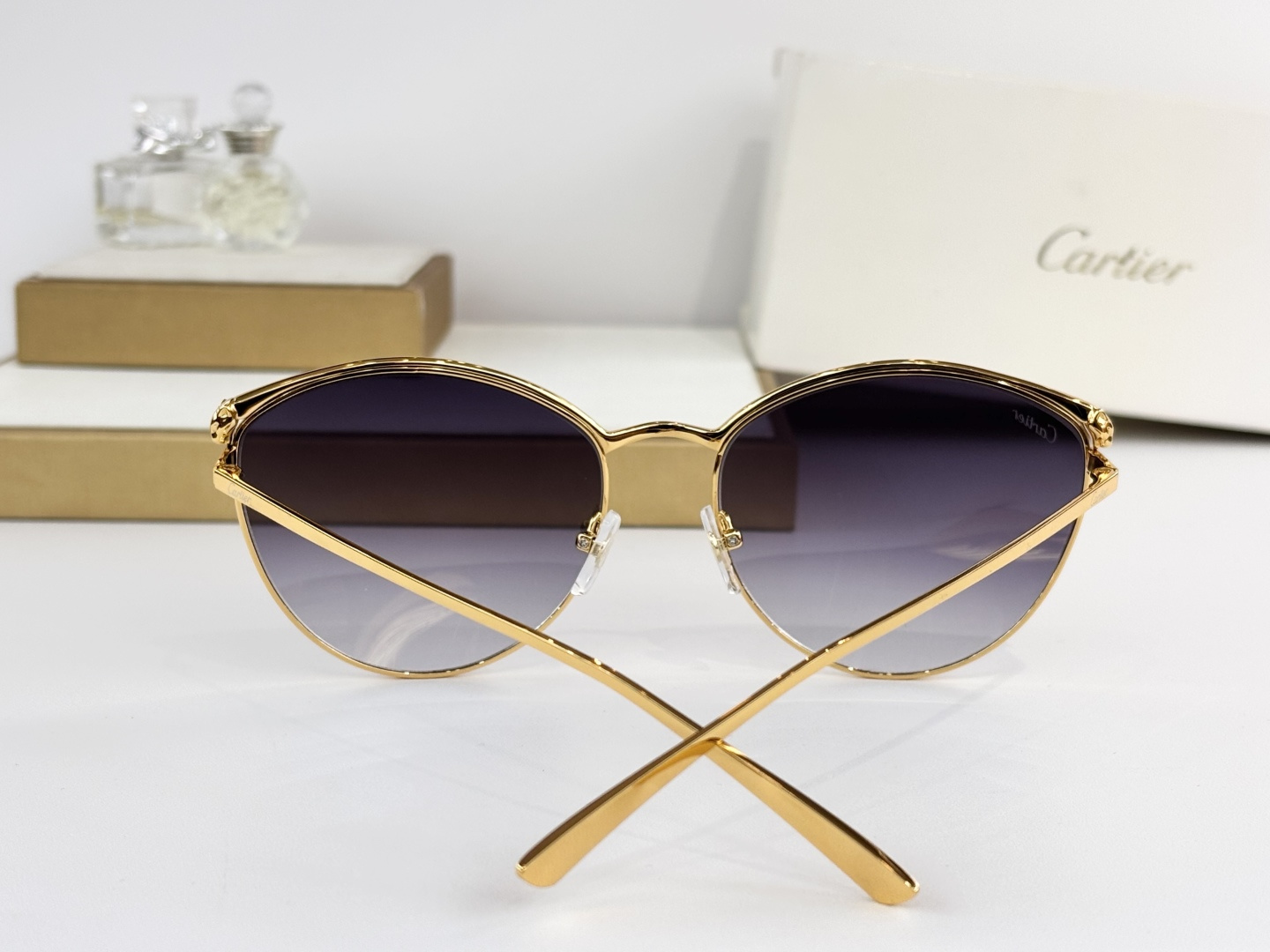 Cartie*MODEL：CT0597SASIZE: 55口20-142