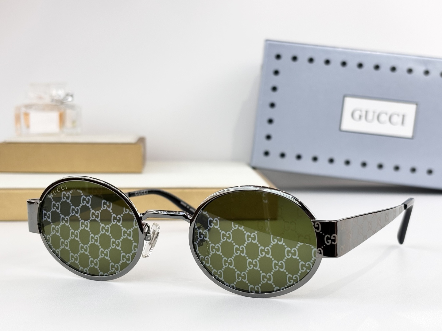 GUCC*MODEL：GG1854SSIZE：51口23-145。