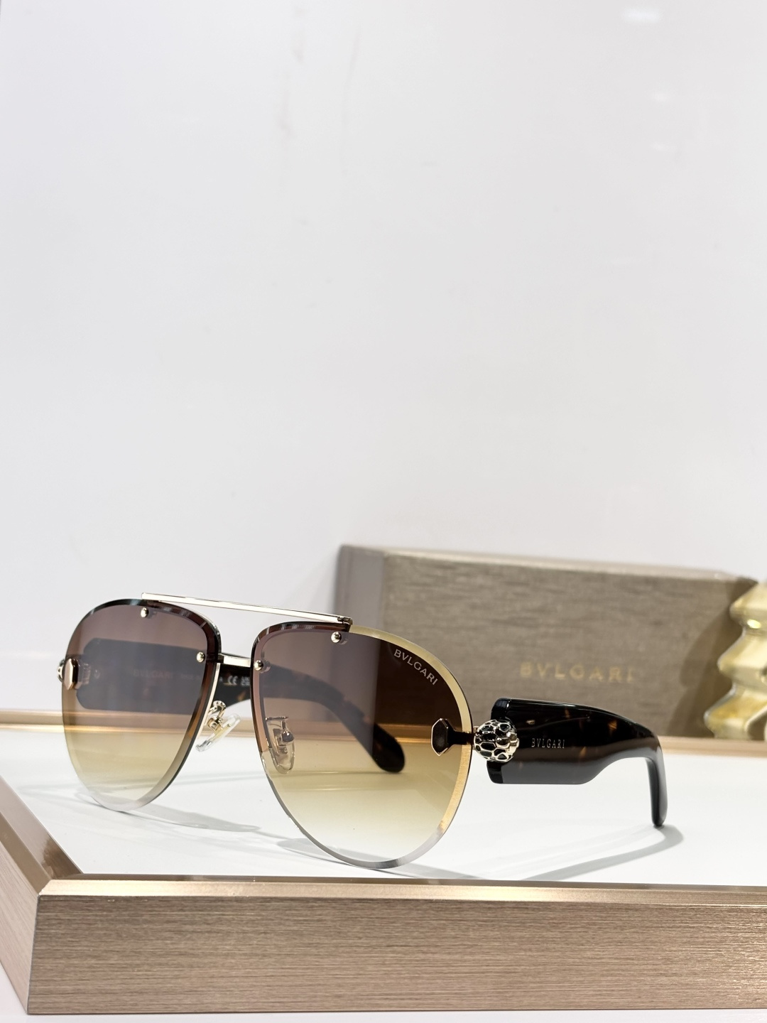 BVLGAR*MOD：BV40091USize：63口13 140