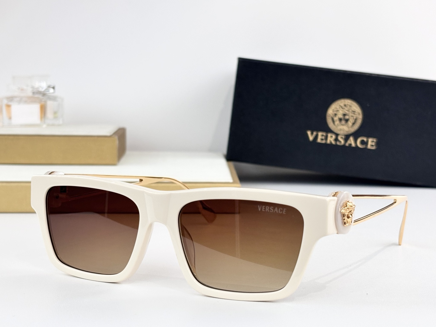 VERSAC*MODEL：VE3359SIZE：55口17-135