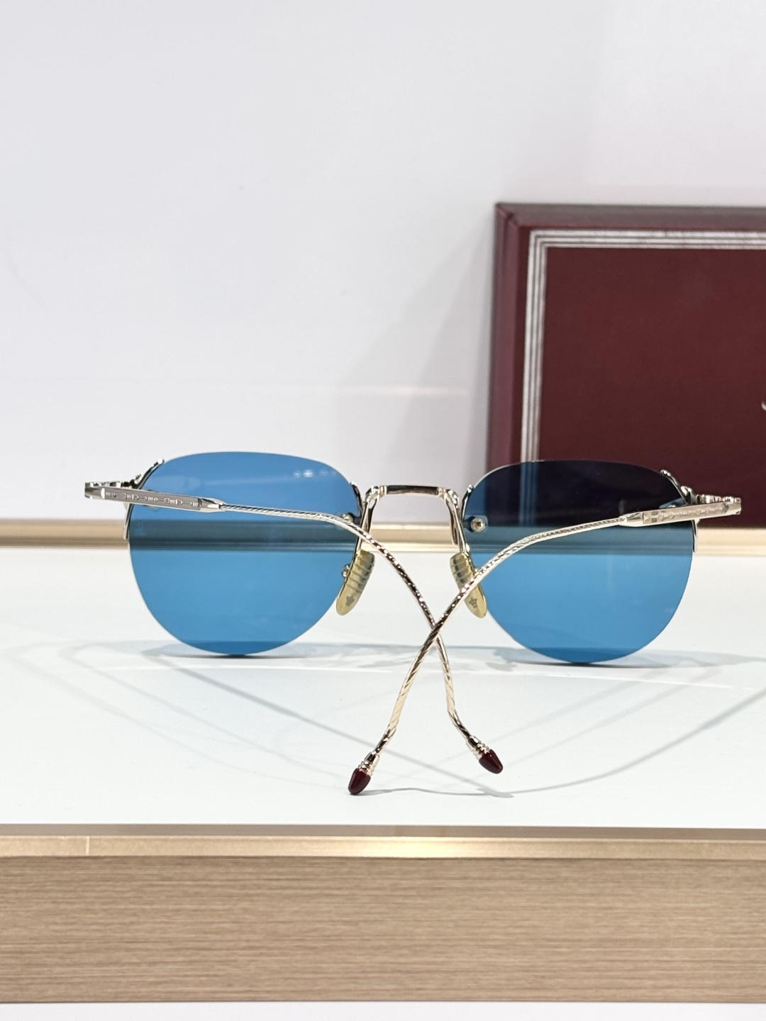 JACQUES MARIE MAGEMODEL：FAIRBANKSIZE:47口21-148