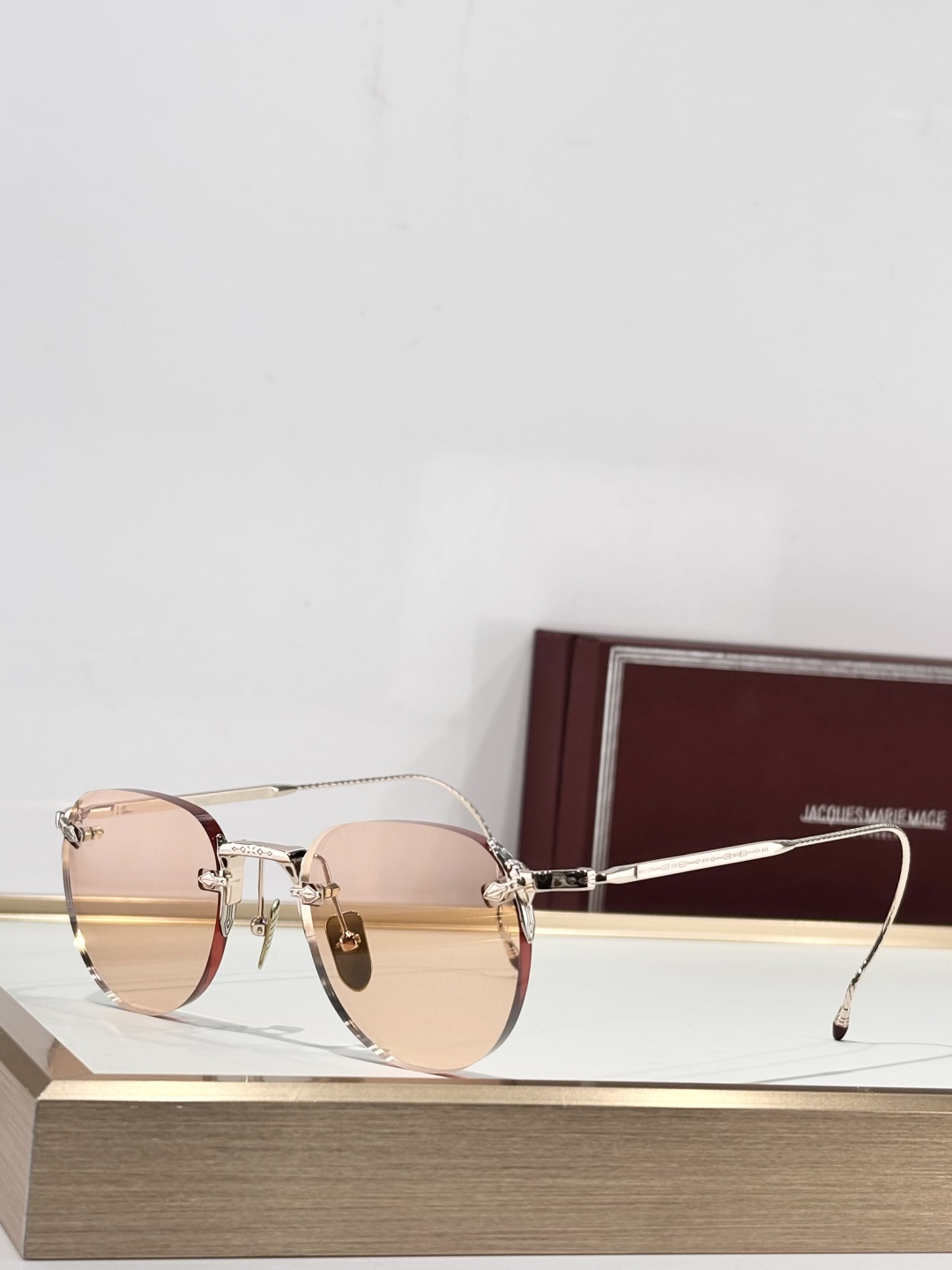 JACQUES MARIE MAGEMODEL：FAIRBANKSIZE:47口21-148