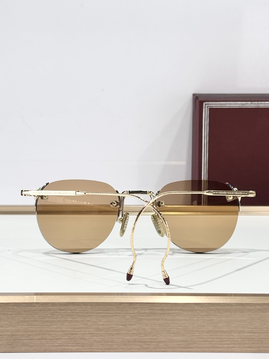 JACQUES MARIE MAGEMODEL：FAIRBANKSIZE:47口21-148