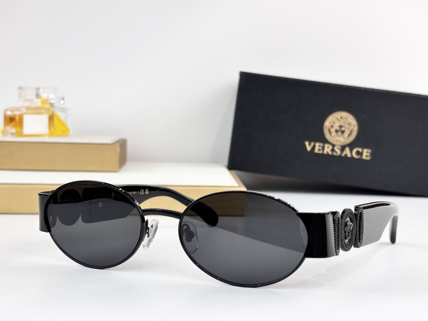 VERSAC*MODEL：MOD.2299SIZE：56口18-140