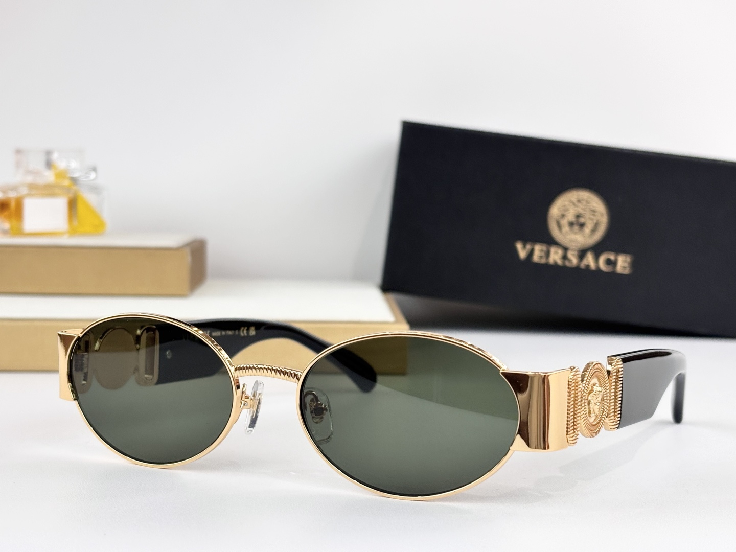 VERSAC*MODEL：MOD.2299SIZE：56口18-140