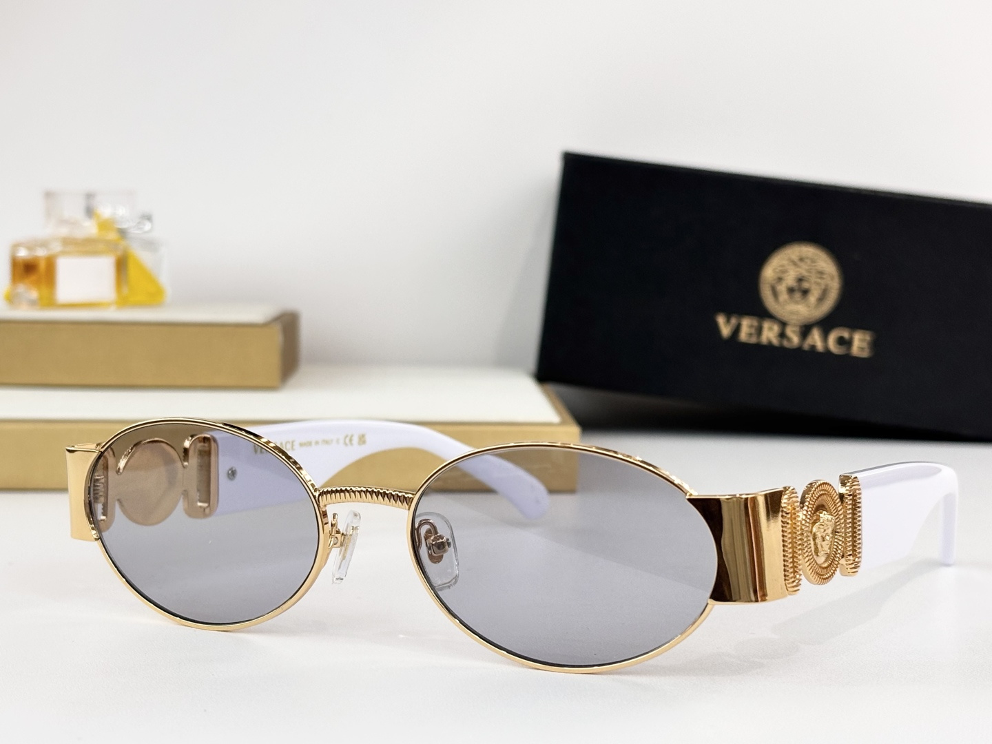 VERSAC*MODEL：MOD.2299SIZE：56口18-140