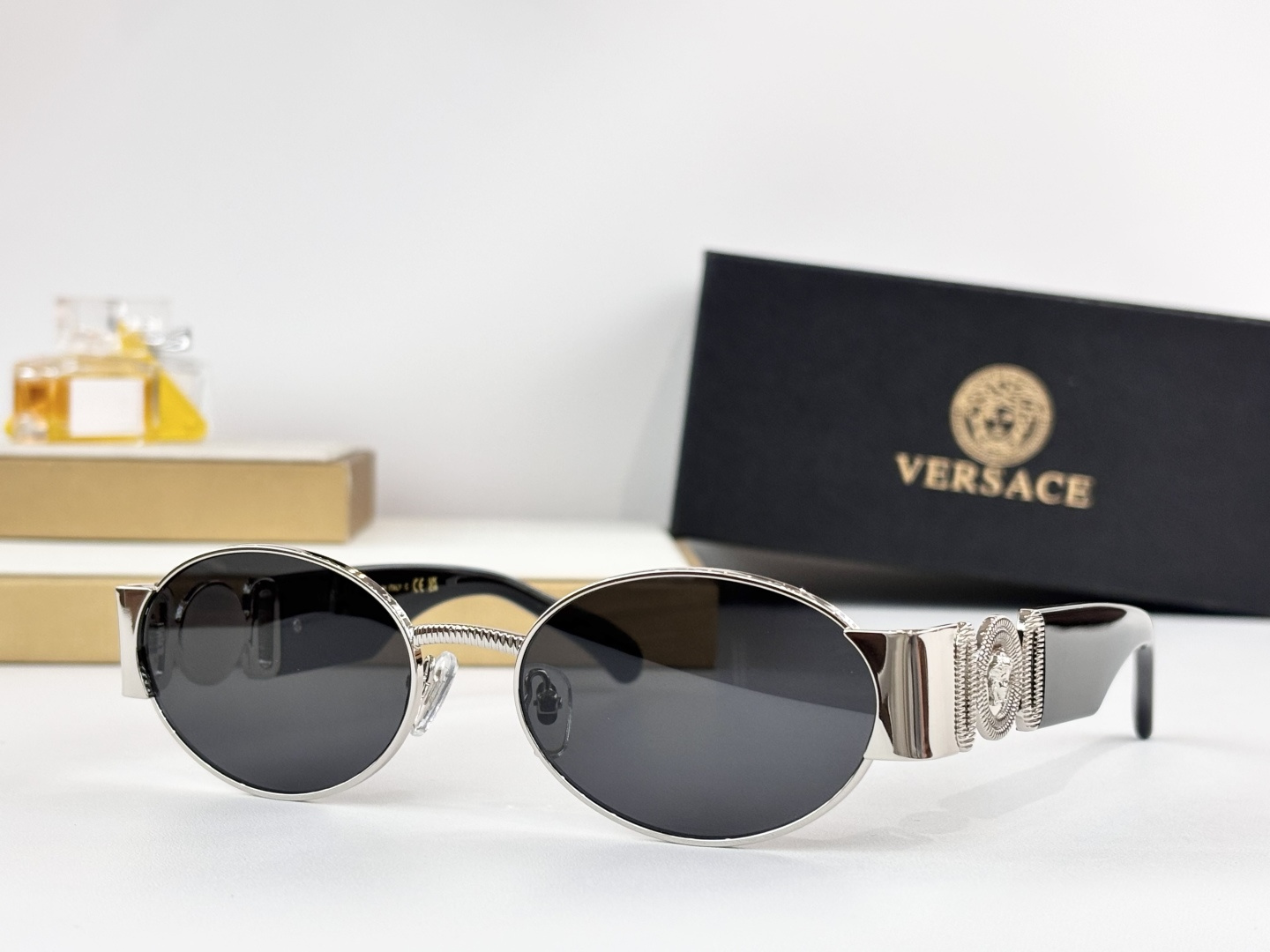 VERSAC*MODEL：MOD.2299SIZE：56口18-140