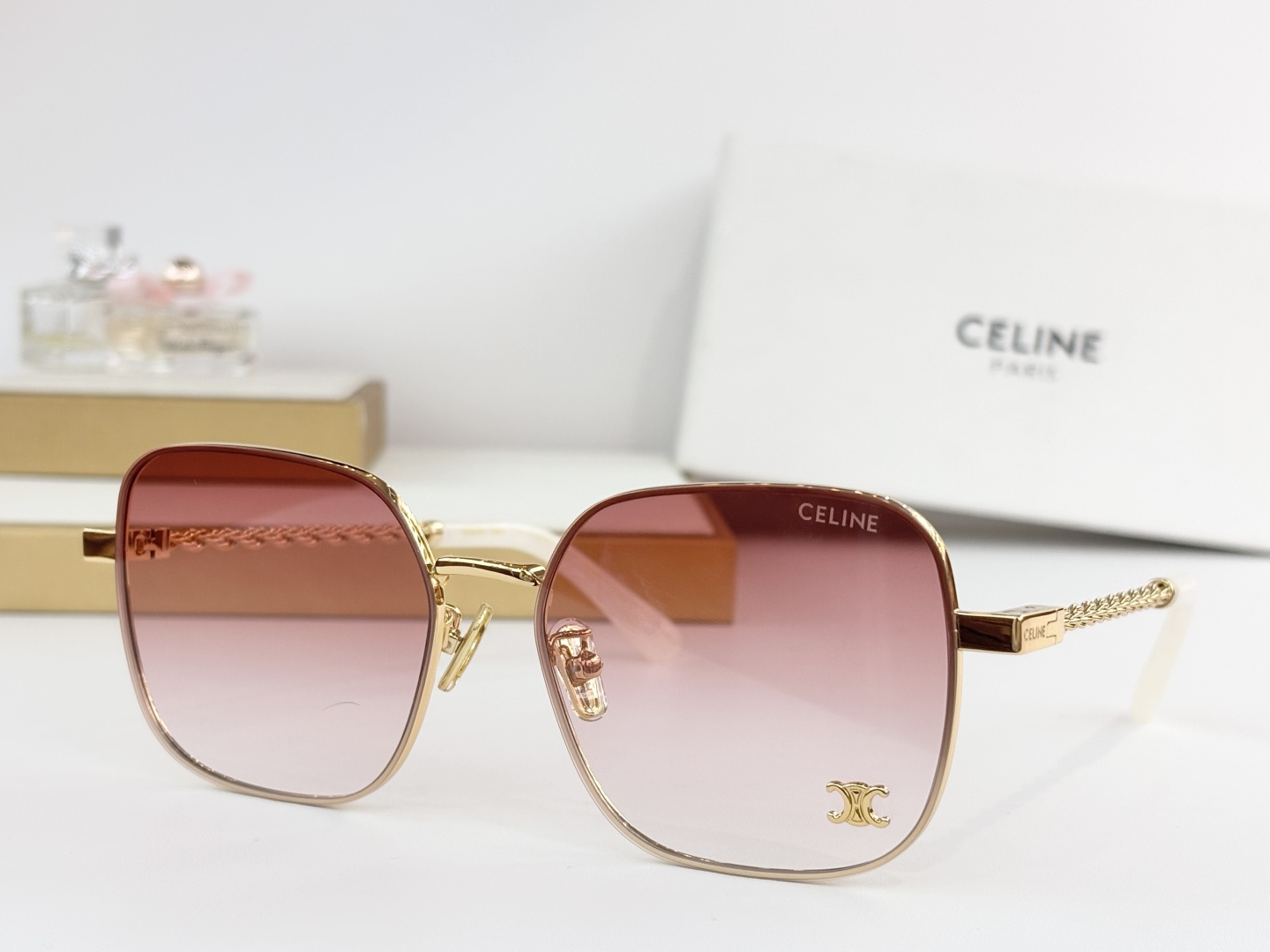 Celin*MODEL：CL42126USIZE：59口18 145