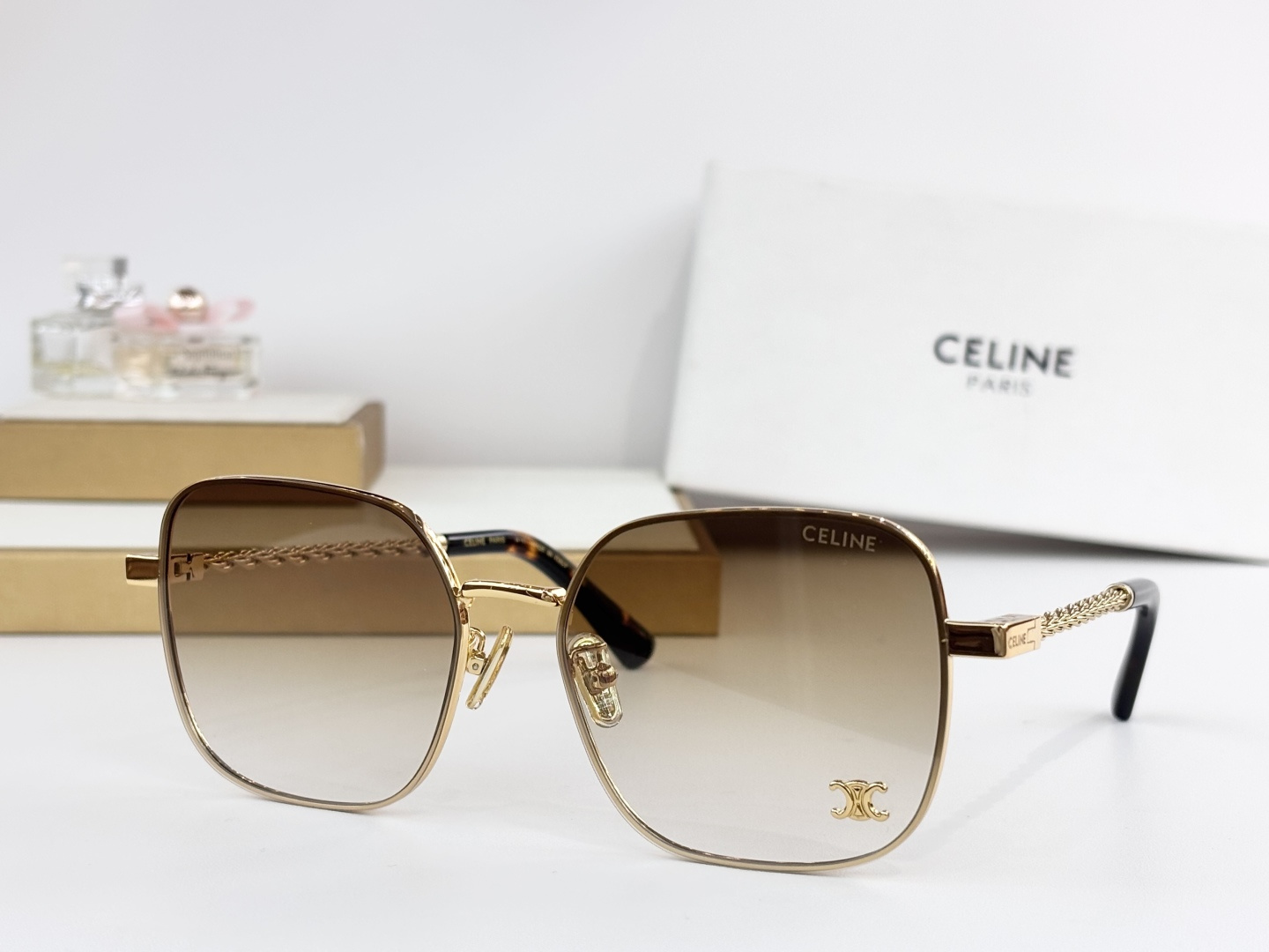 Celin*MODEL：CL42126USIZE：59口18 145
